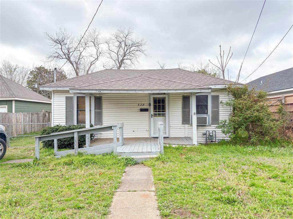 528 Florence - Photo 1