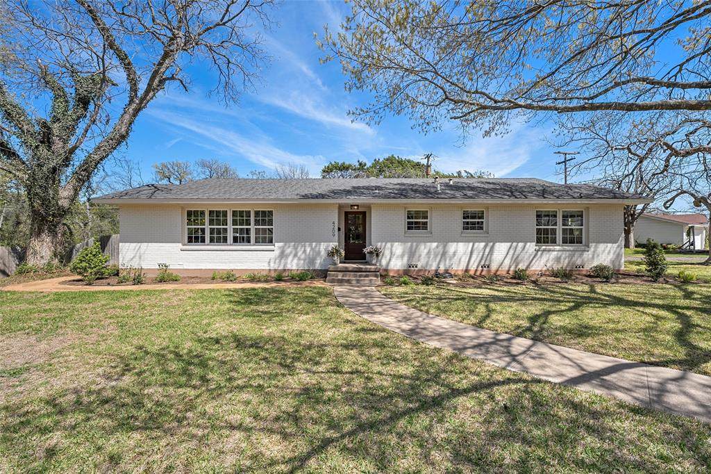 4209 Evergreen Circle - Photo 1
