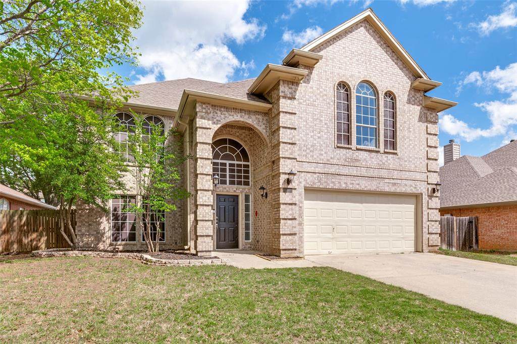 6215 Kingswood Drive - Photo 1