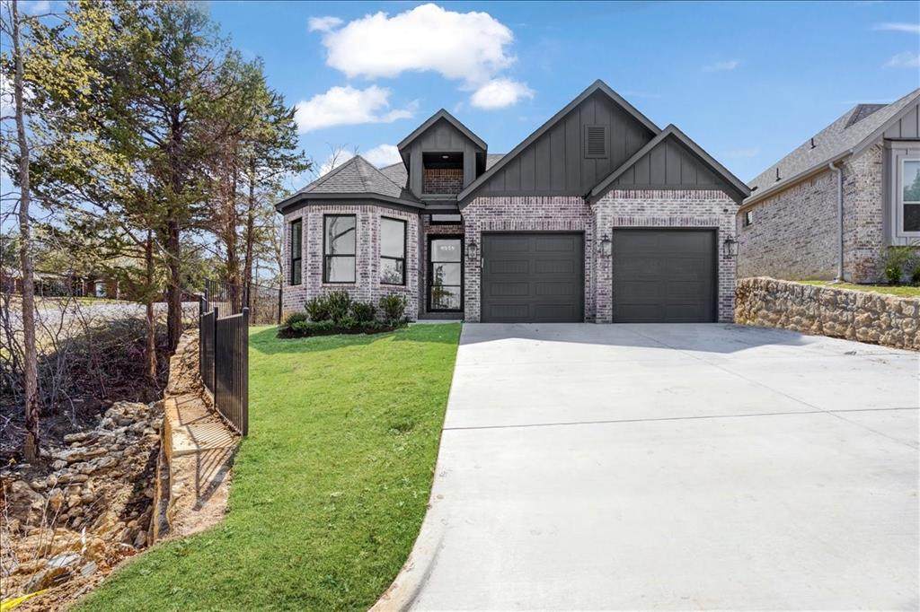 9 Greenway Bend - Photo 1