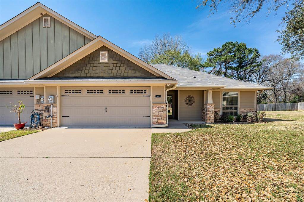 421 Cumberland - Photo 1