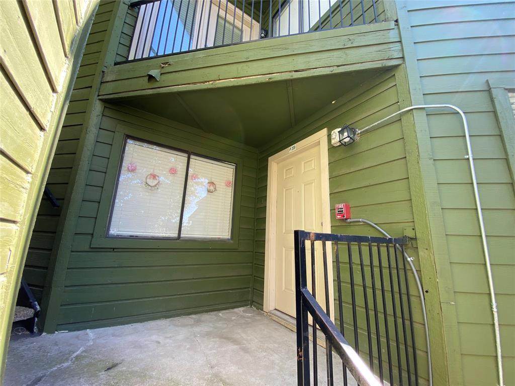 9831 Walnut Street - Photo 1