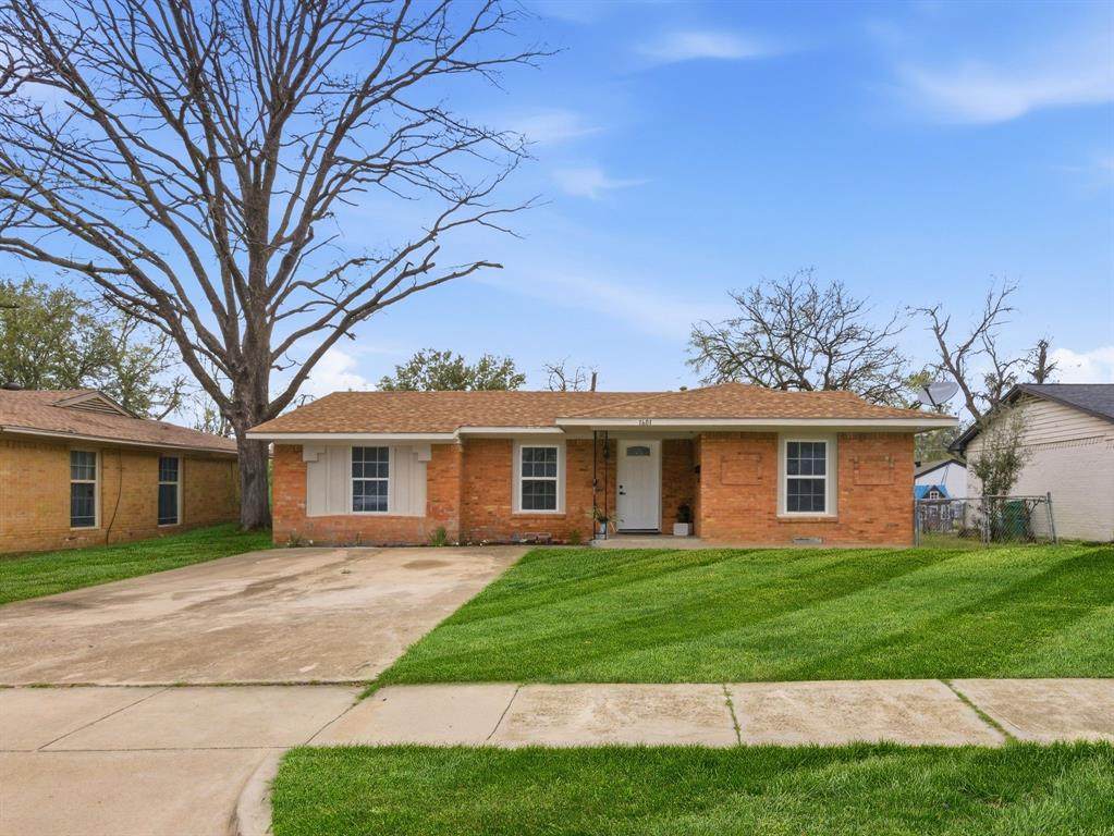 1601 Crestridge Drive - Photo 1