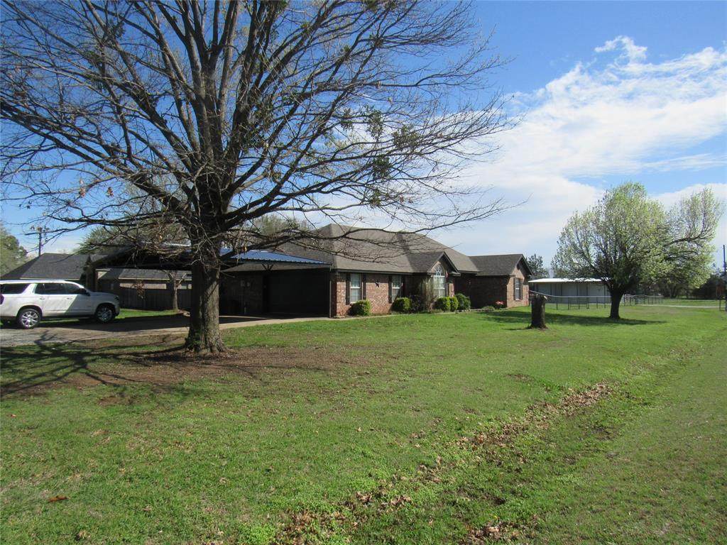 4019 Fm 120 - Photo 1