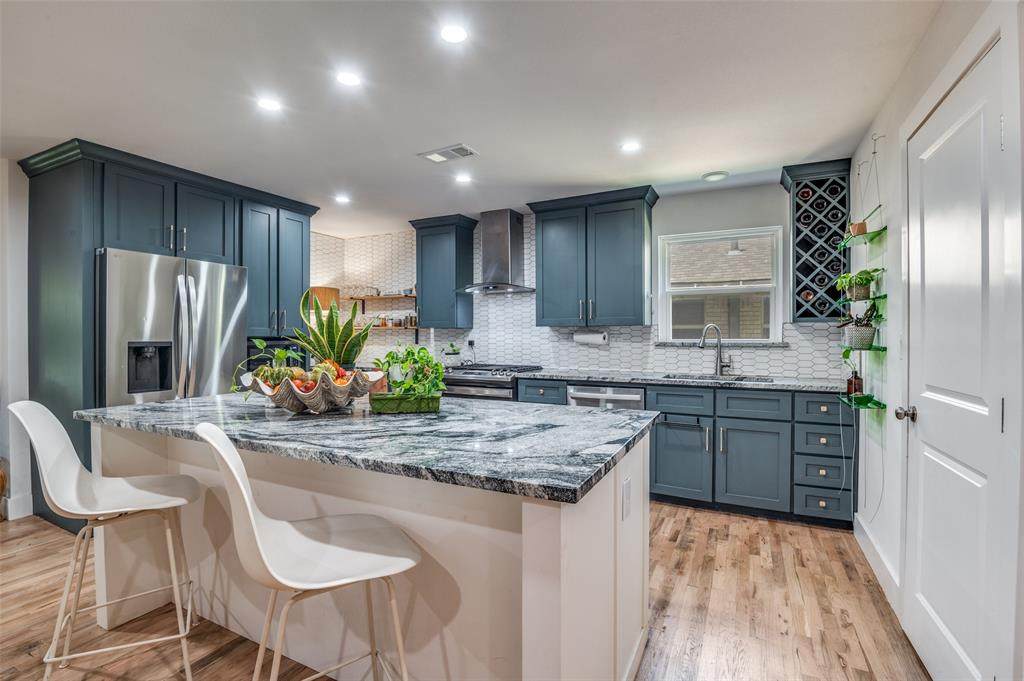 2728 Sunset Avenue - Photo 1