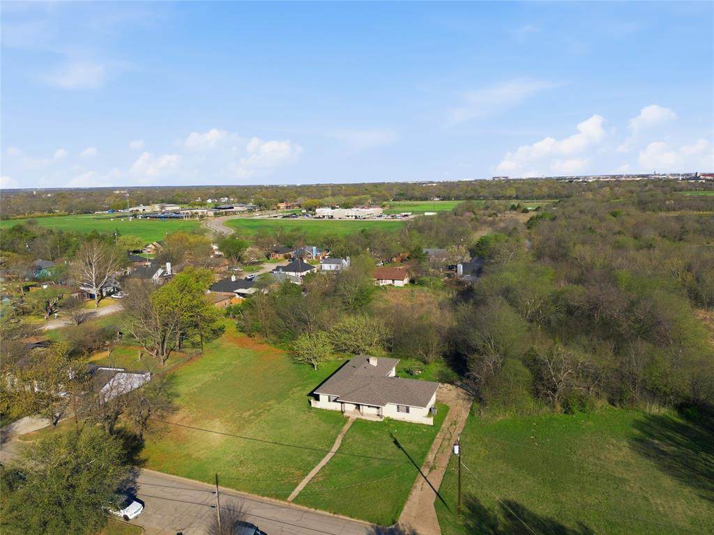 525 Lake Park Avenue - Photo 1