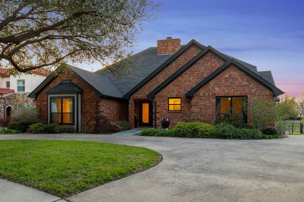 2636 Brookside Drive - Photo 1