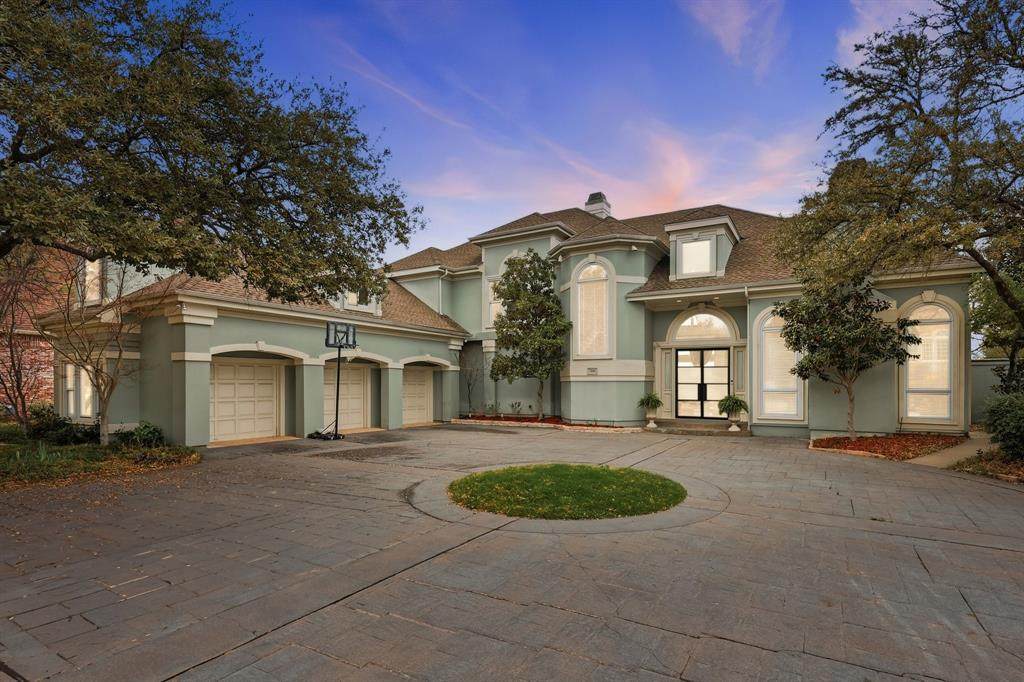 7204 Round Hill Road - Photo 1