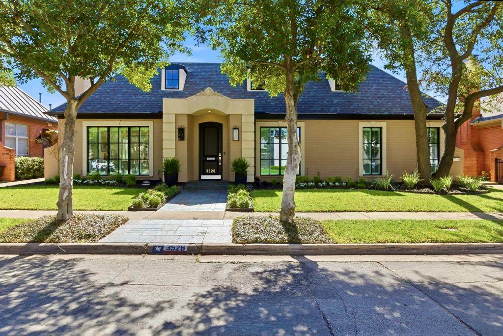 3528 Versailles Avenue - Photo 1
