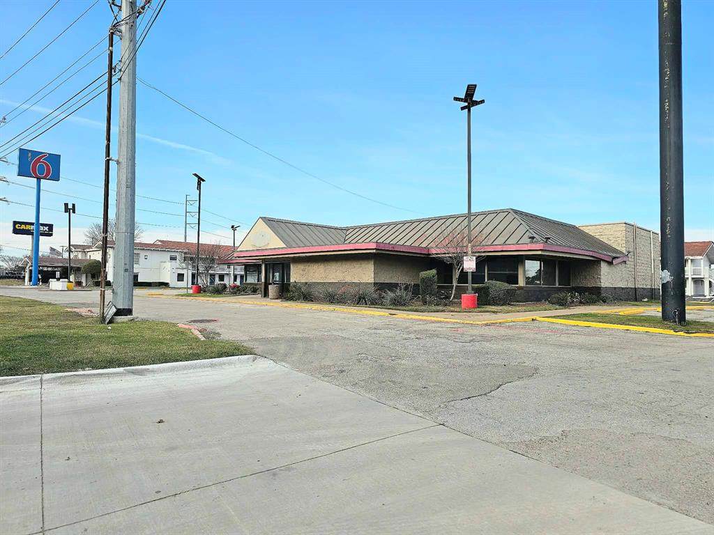 12733 Lyndon B Johnson Freeway - Photo 1