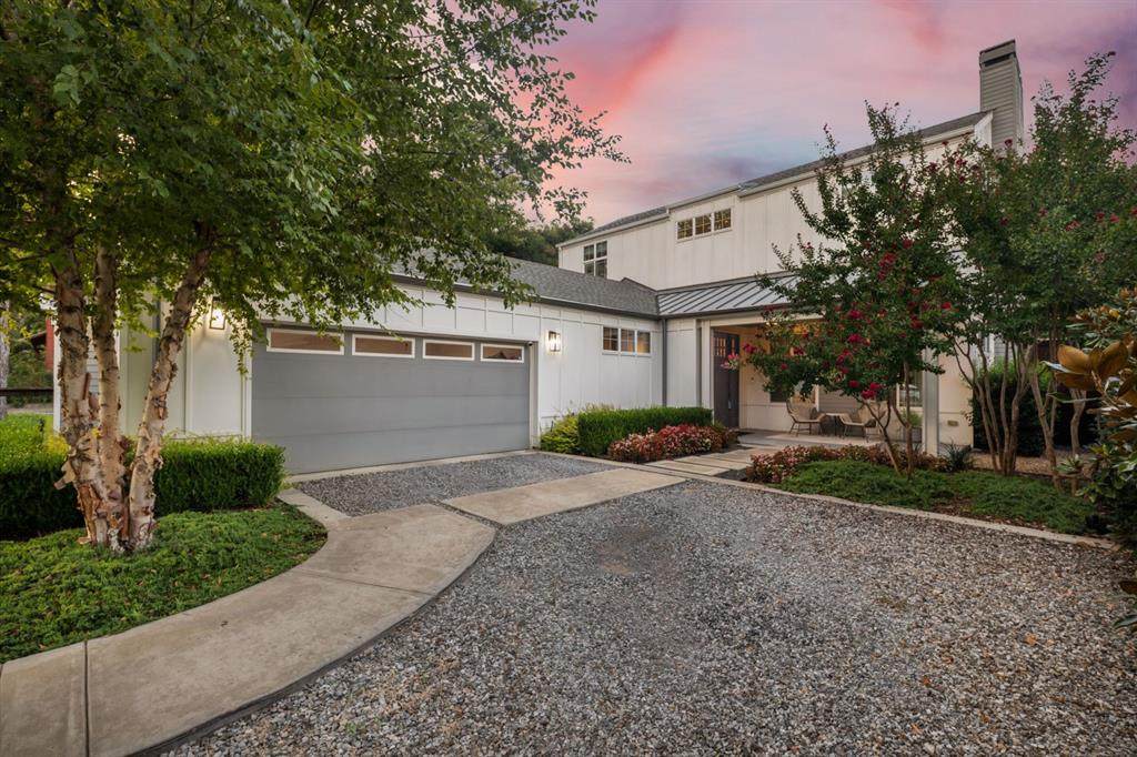 2014 Lakeland Drive - Photo 1