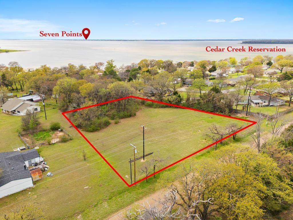 9951 County Road 4022 - Photo 1
