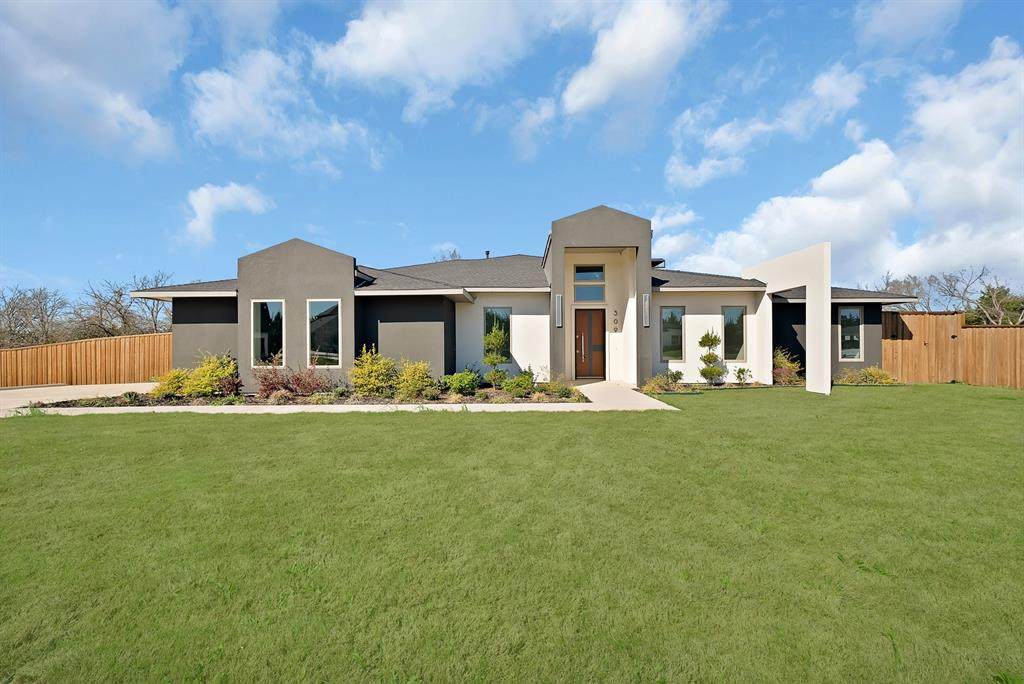 309 Whispering Way - Photo 1