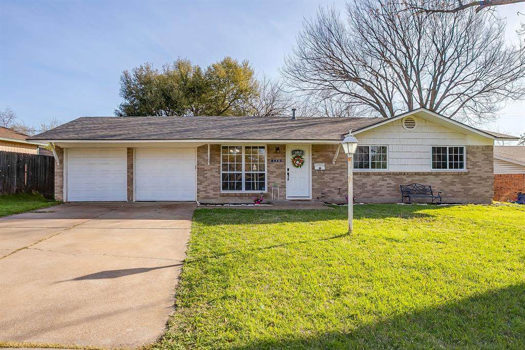 540 Mound Street - Photo 1