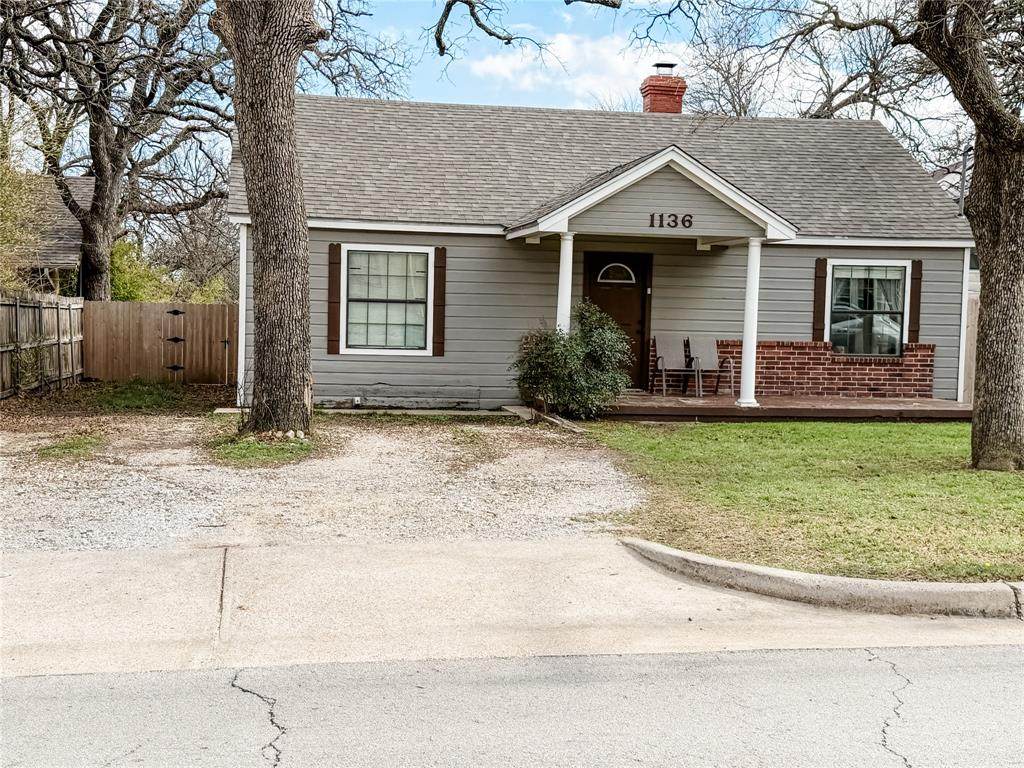 1136 Long Street - Photo 1