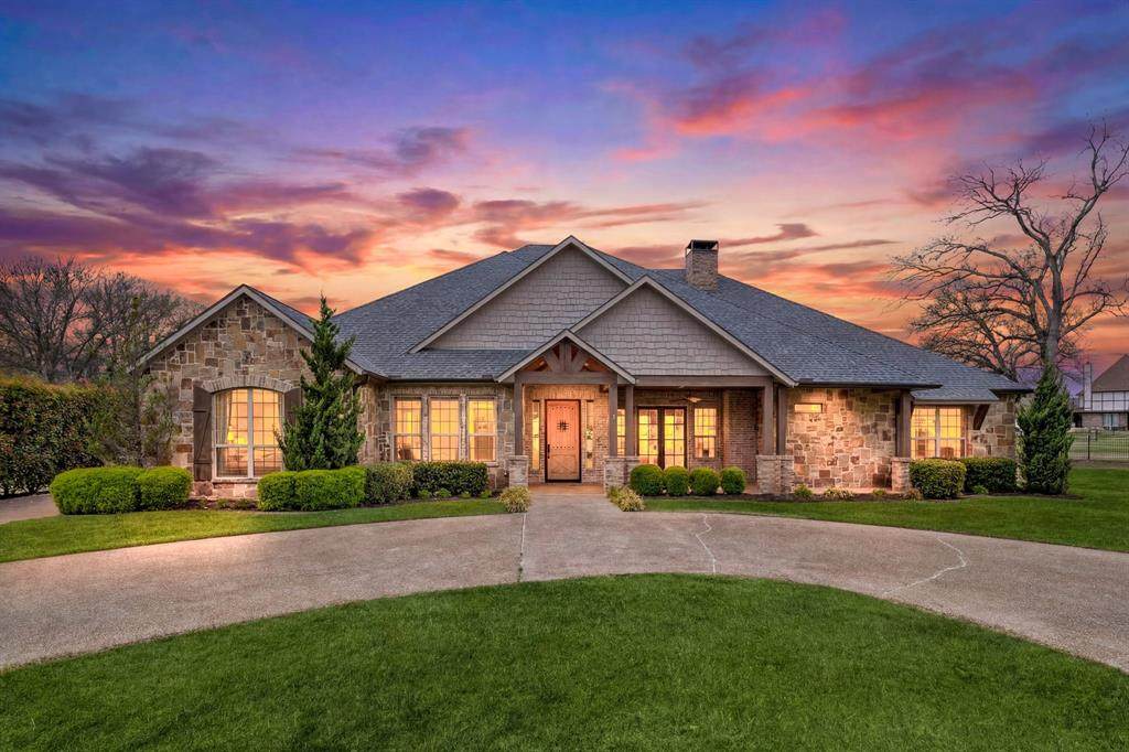 8640 Normandy Way - Photo 1