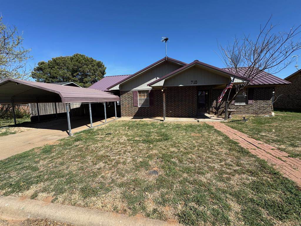 710 Charles Street - Photo 1