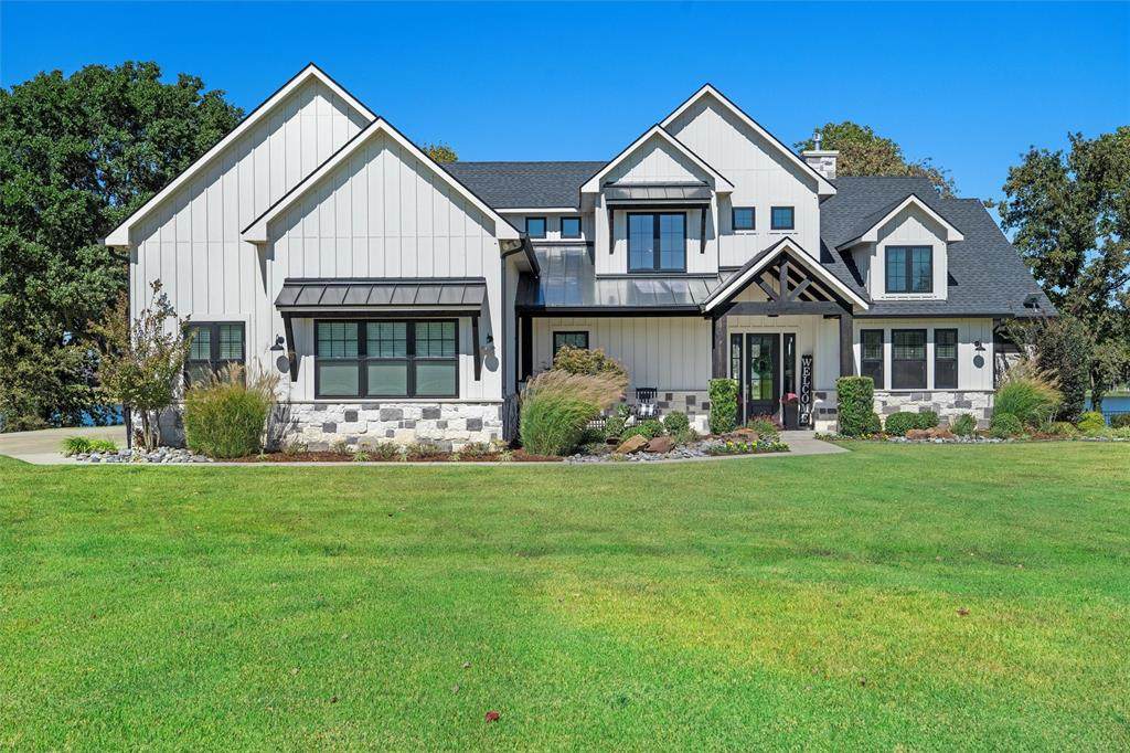 1121 The Shores Drive - Photo 1