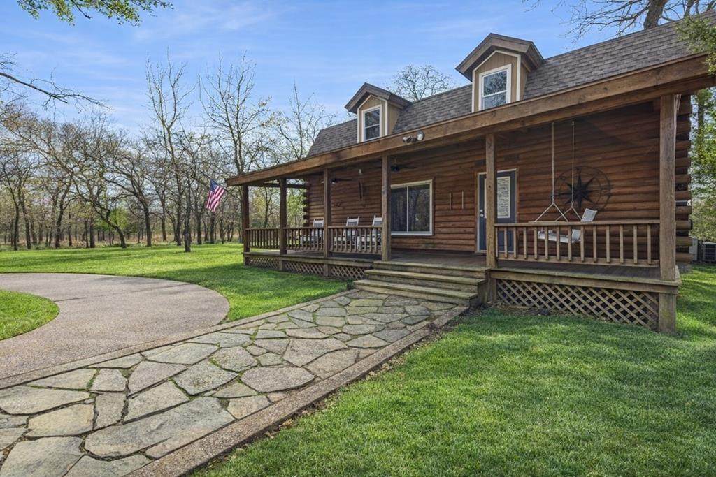 7386 Clint Court - Photo 1