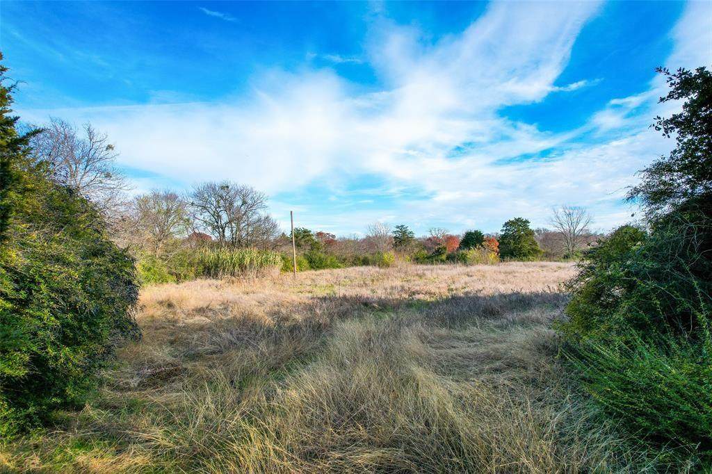 910 Prairie Creek Road - Photo 1