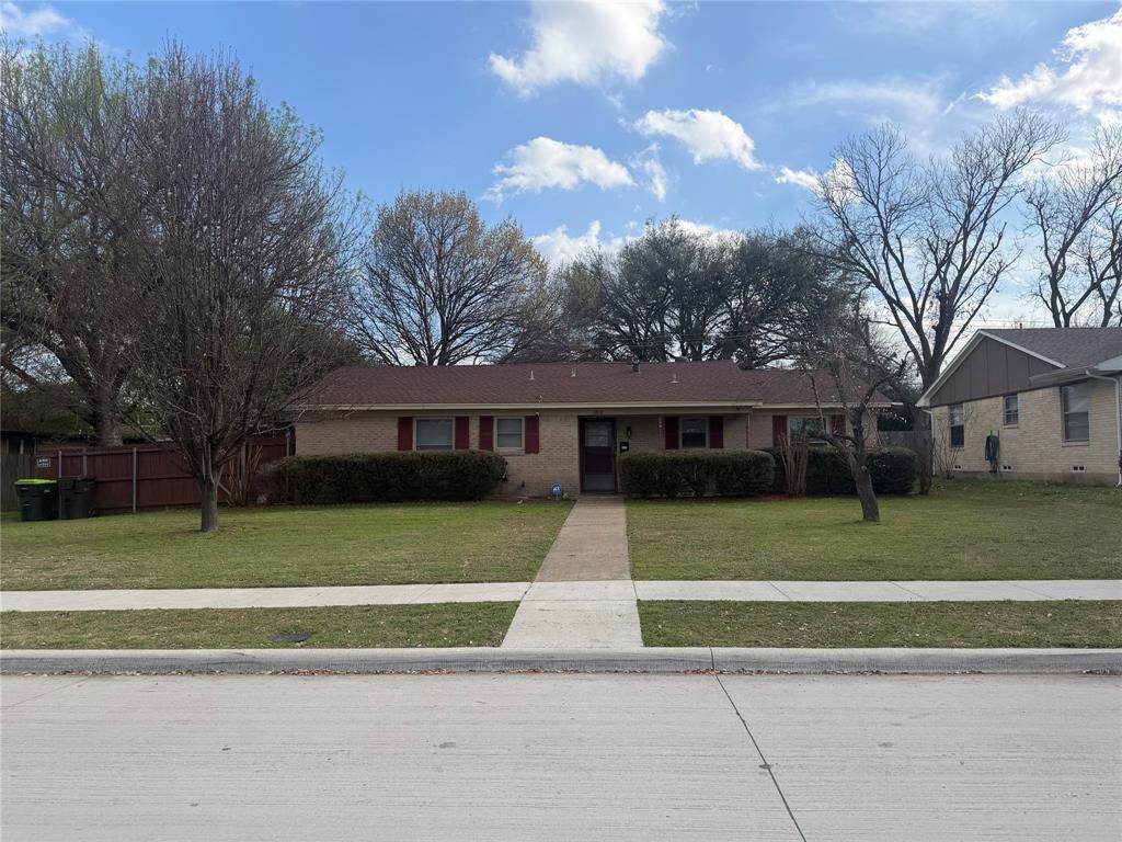 1900 17th Street - Photo 1