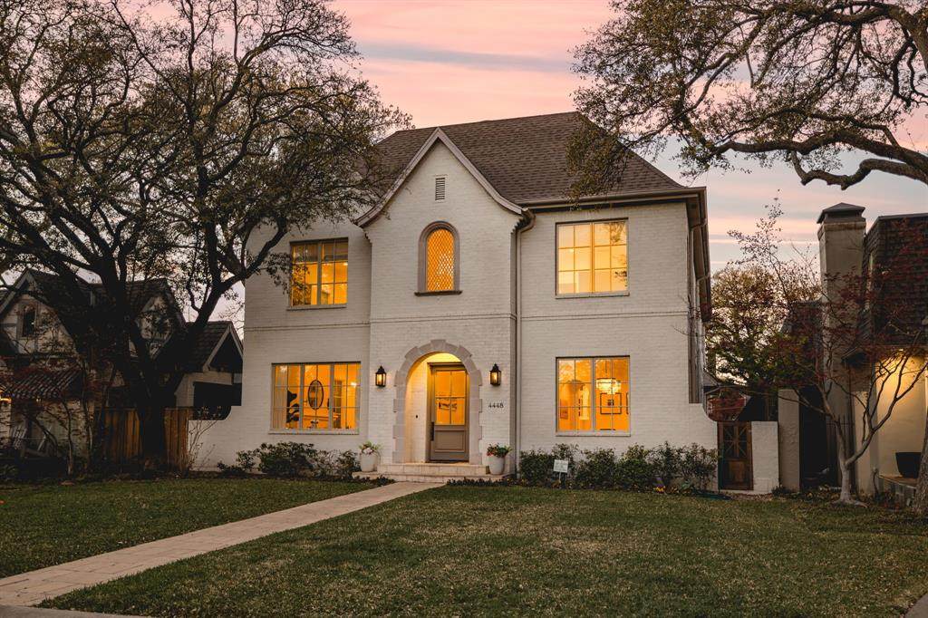 4448 Mockingbird Parkway - Photo 1