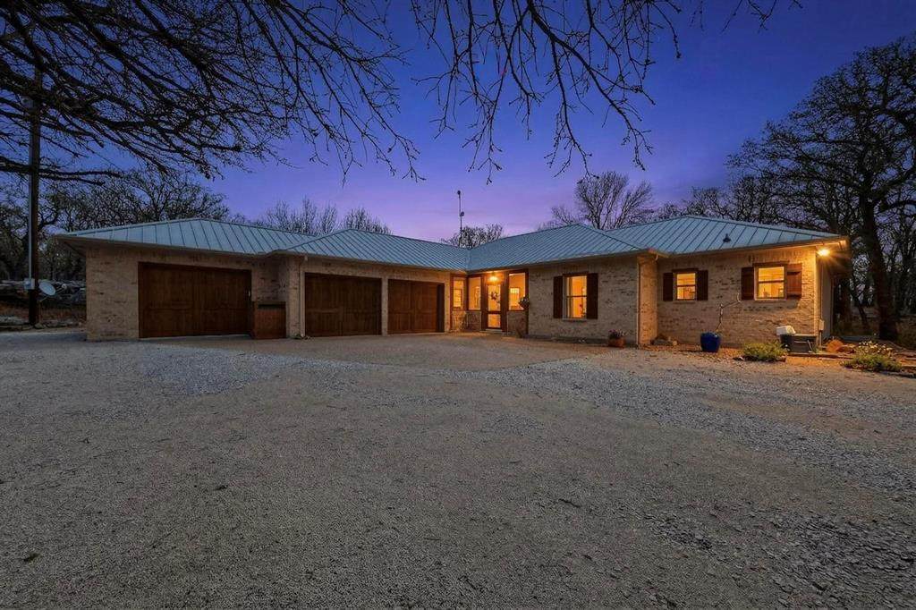 185 Silver Lakes Drive - Photo 1