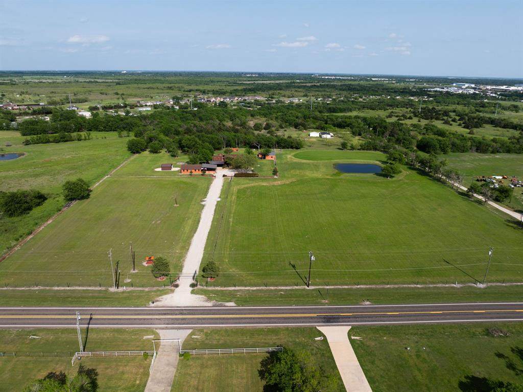 12282 Fm 1392 - Photo 1