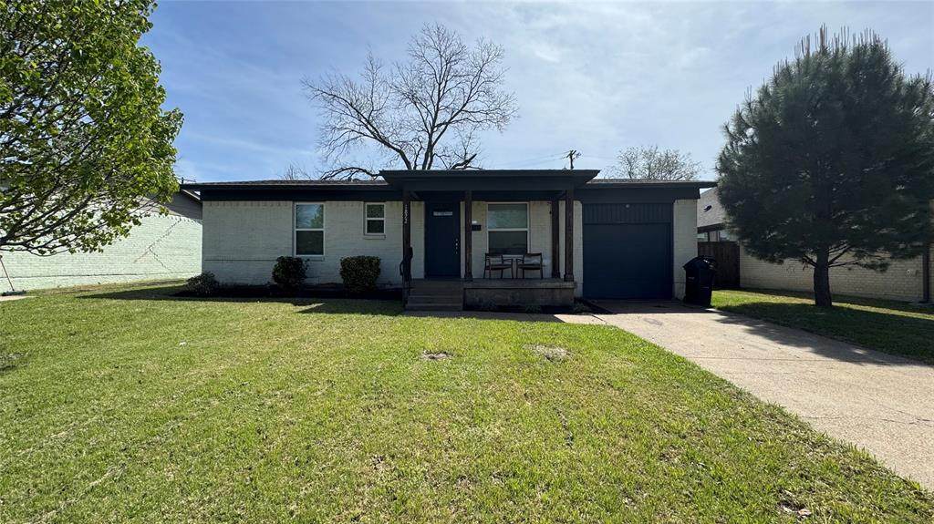 1822 Highland Street - Photo 1