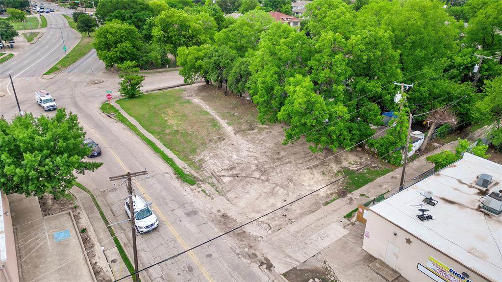 4951 Side Avenue - Photo 1