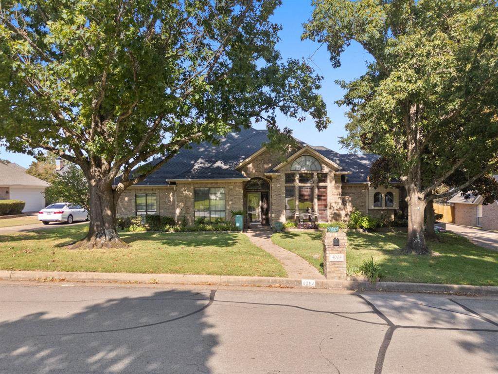 4004 Lazy Creek Drive - Photo 1