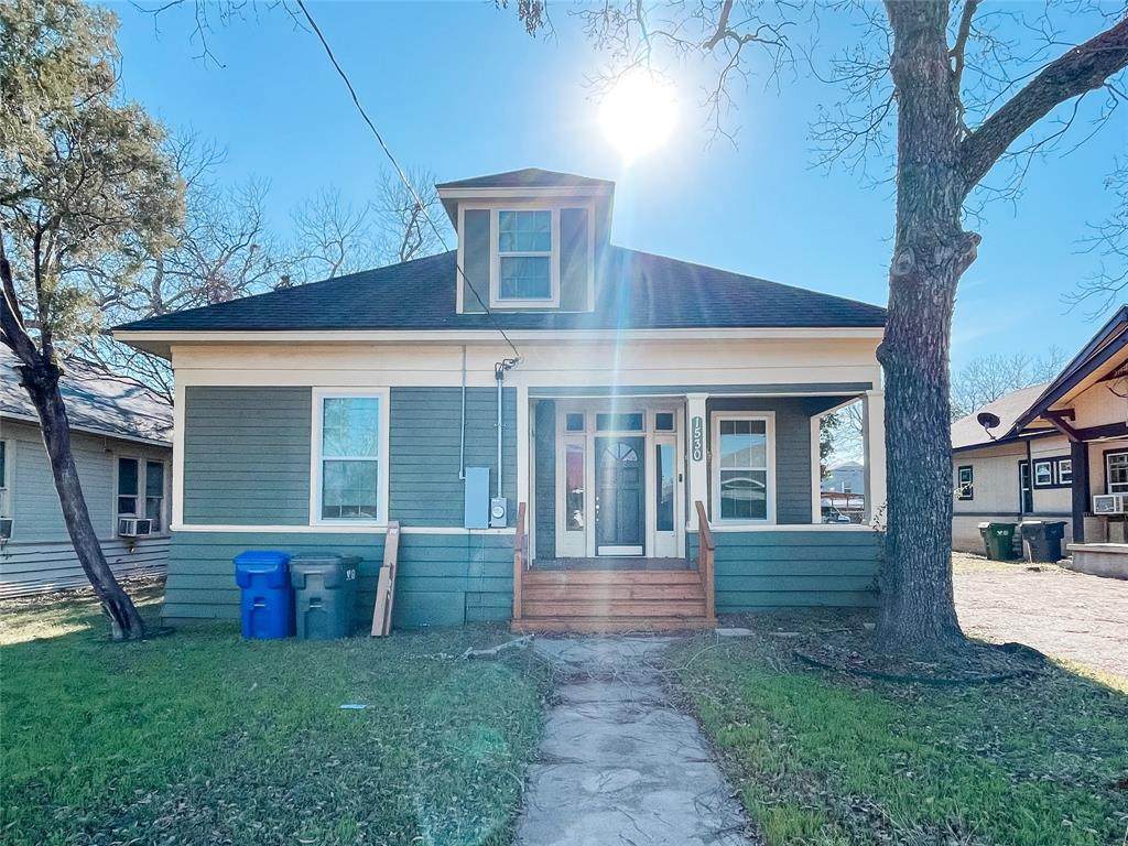 1530 Lyle Avenue - Photo 1