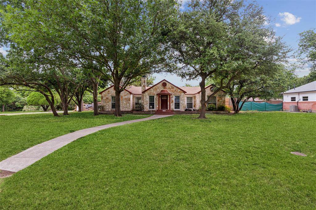 1402 Corto Drive - Photo 1