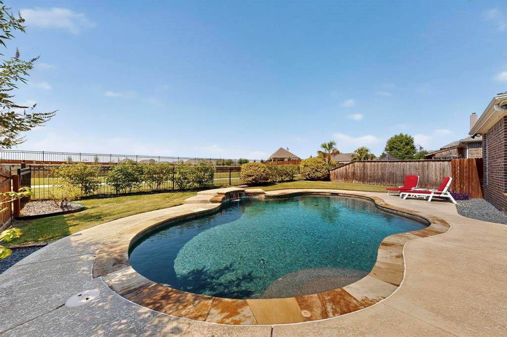 1240 Wedgewood Drive - Photo 1