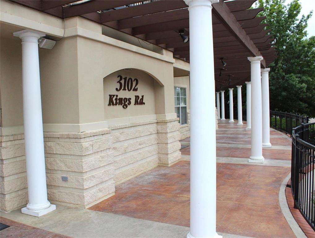 3102 Kings Road - Photo 1