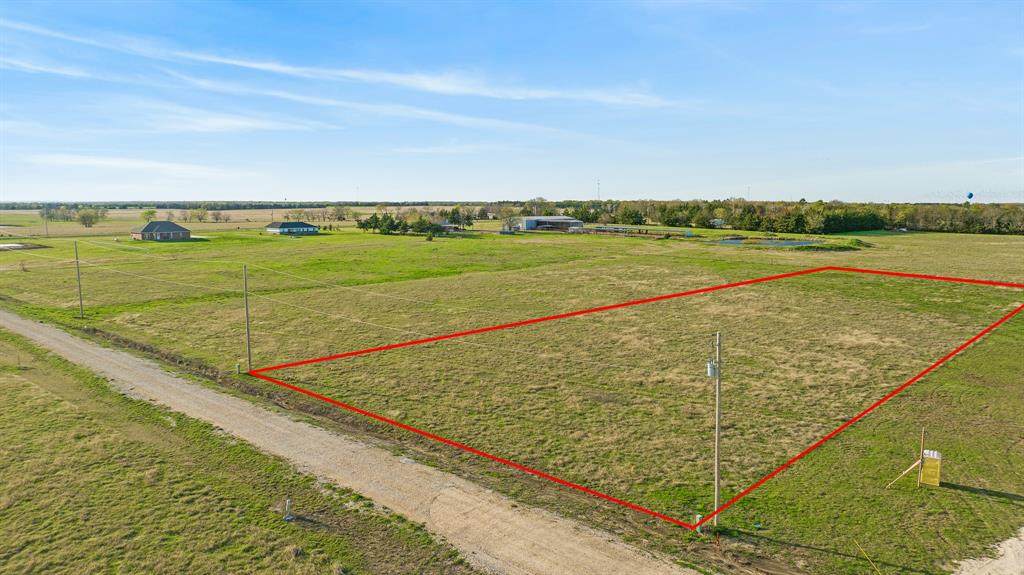 161 Private Road 14025 - Photo 1