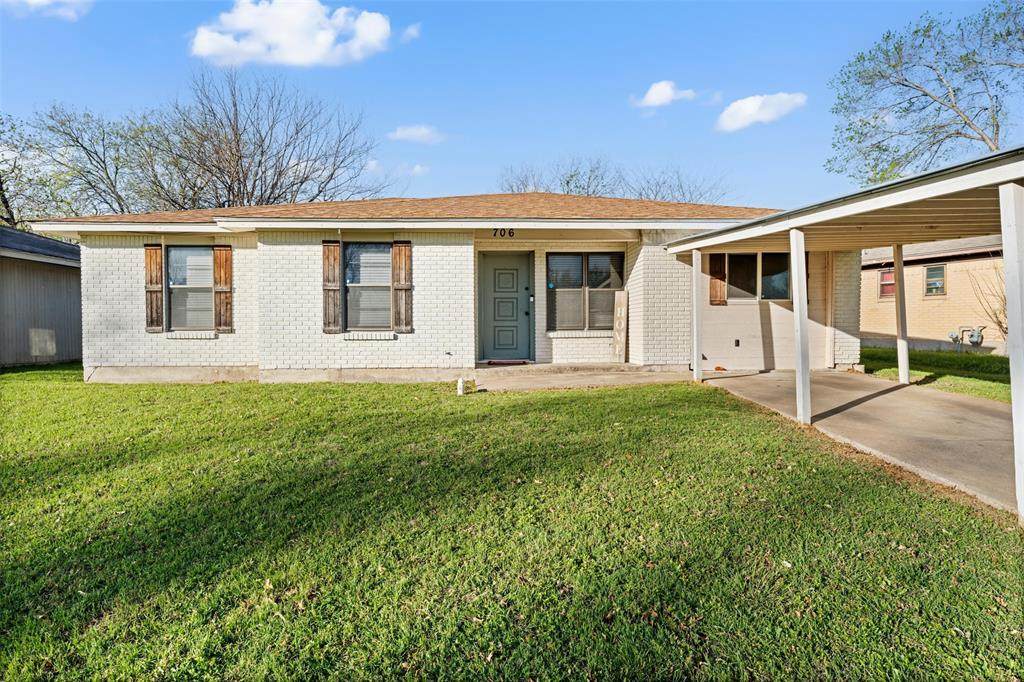 706 Horseshoe Drive - Photo 1