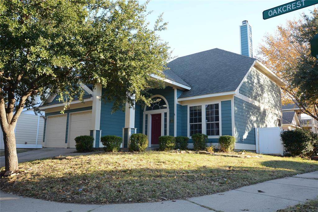 1400 Oakcrest Drive - Photo 1