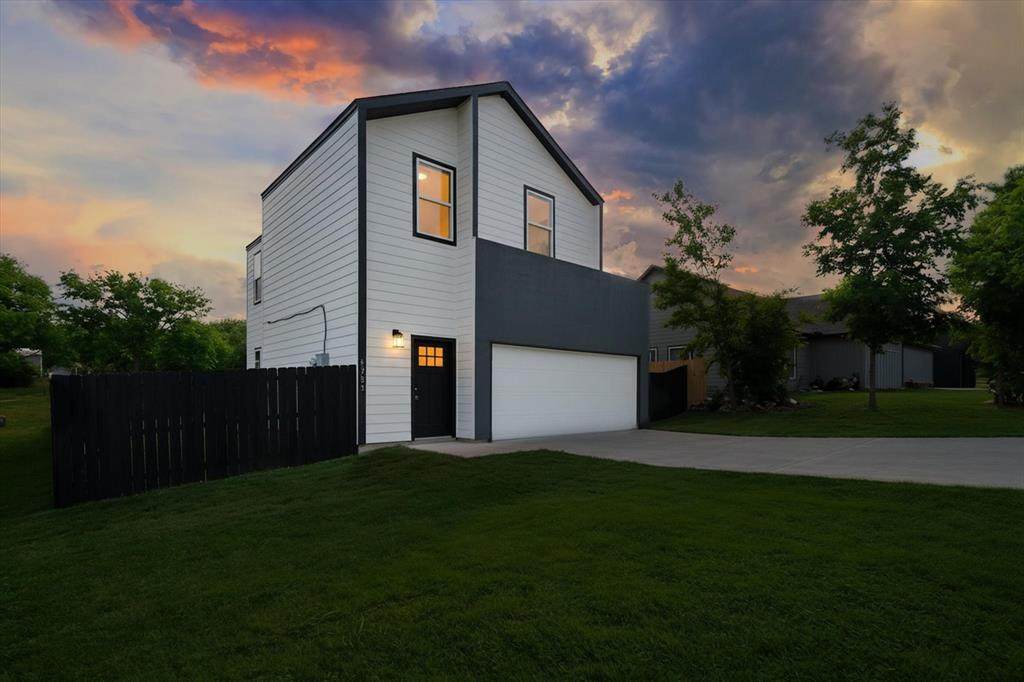5905 Collins Court - Photo 1