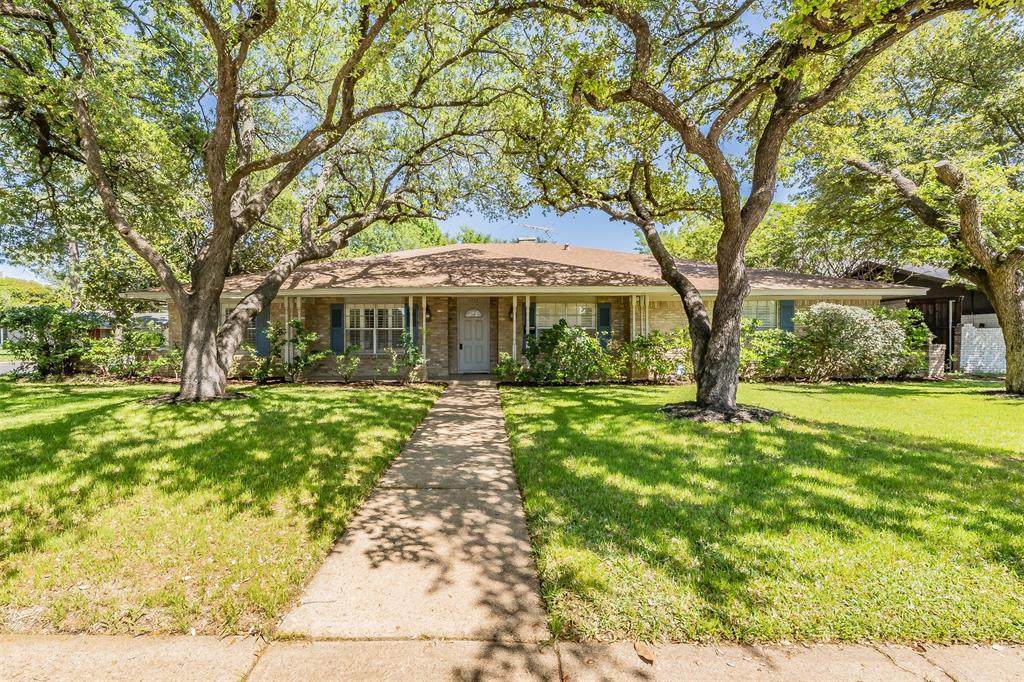 1718 Timbers Drive - Photo 1