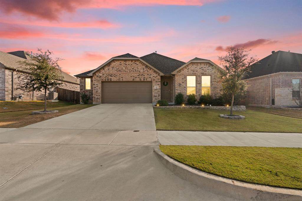 428 Green Hill Drive - Photo 1