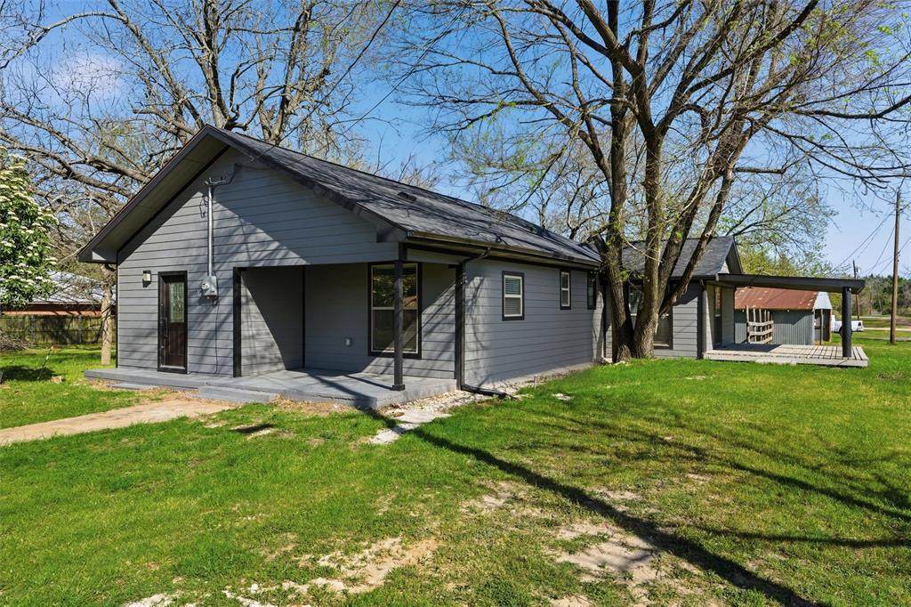300 2nd Street - Photo 1