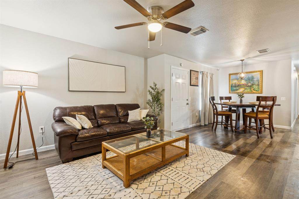 2710 Silkwood Street - Photo 1