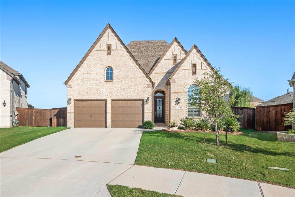1524 Everitt Trail - Photo 1