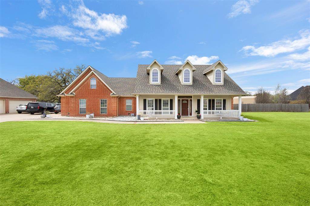 2000 Pin Oak Drive - Photo 1