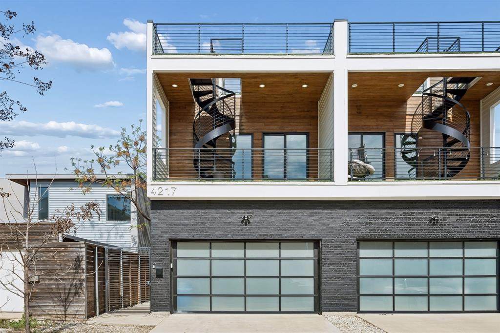 4217 Roseland Avenue - Photo 1