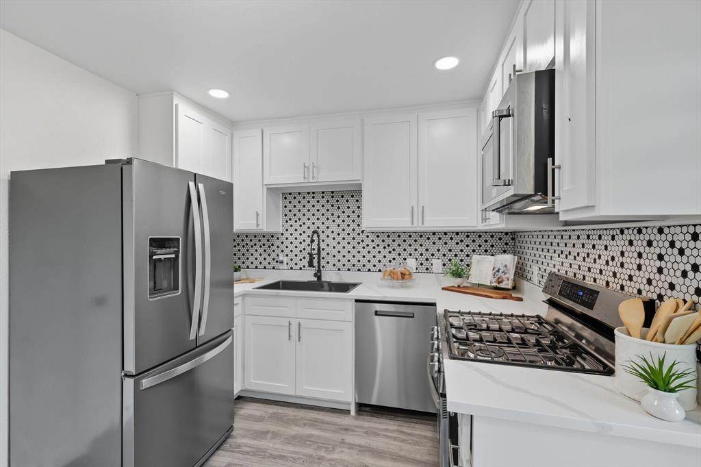 https://bt-photos.global.ssl.fastly.net/ntreis/orig_boomver_1_21213197-2.jpg