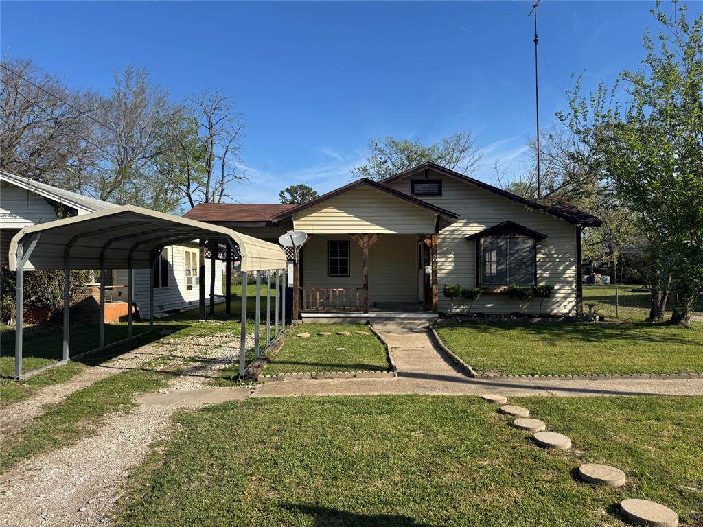 809 Palestine Street - Photo 1