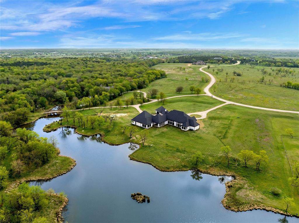 182 Longhorn Trail - Photo 1