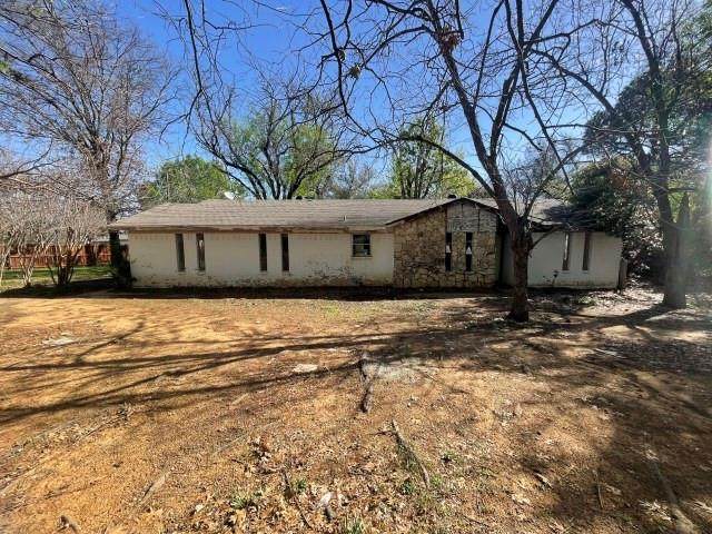 8001 Storie Road - Photo 1